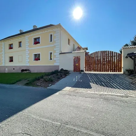 Affittacamere U Hánů 3*